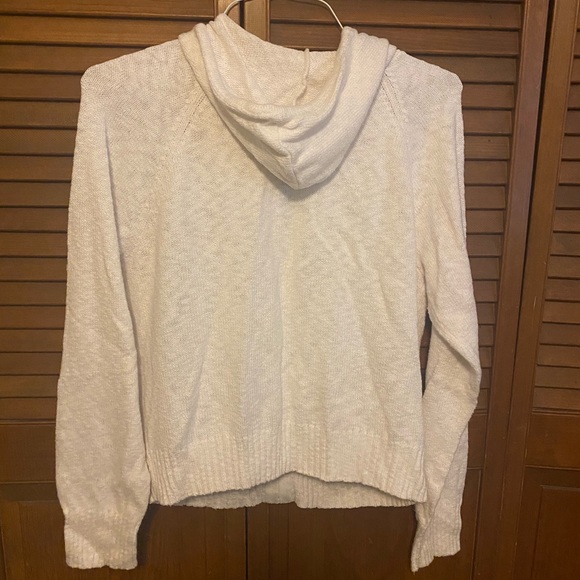 Jillian Nicole Zip Up Sweater - Picture 3 of 4